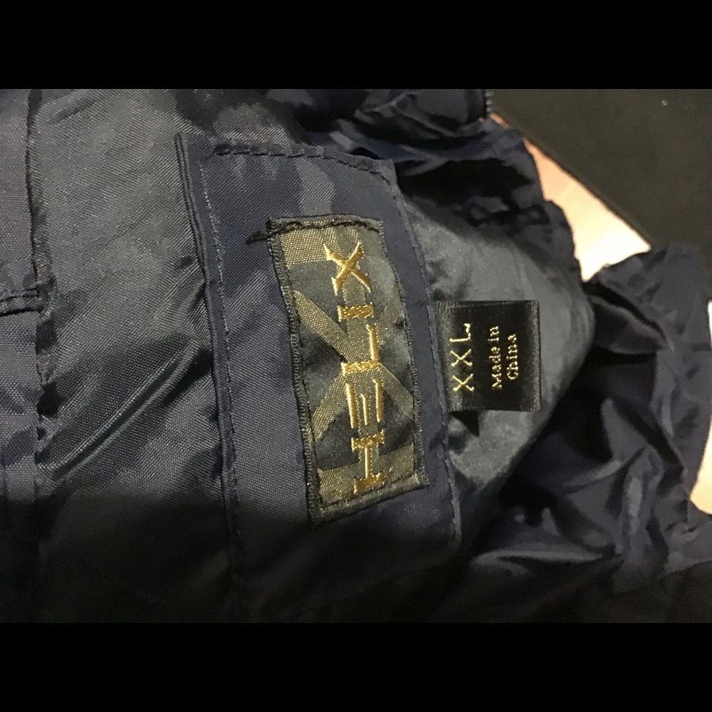 Helix jacket - Picture 2 of 2